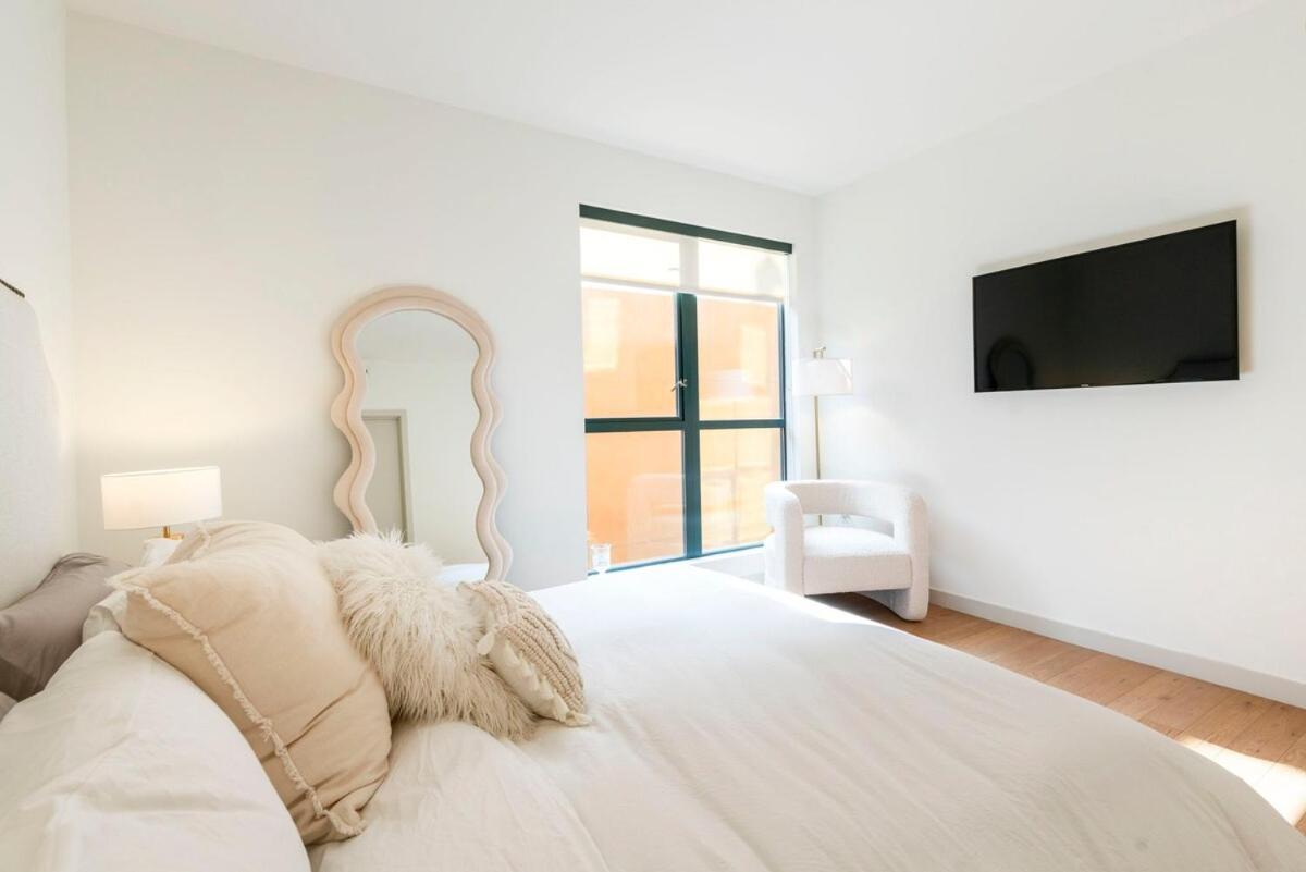 2Br Hollywood Luxurious Condo Los Angeles Bagian luar foto