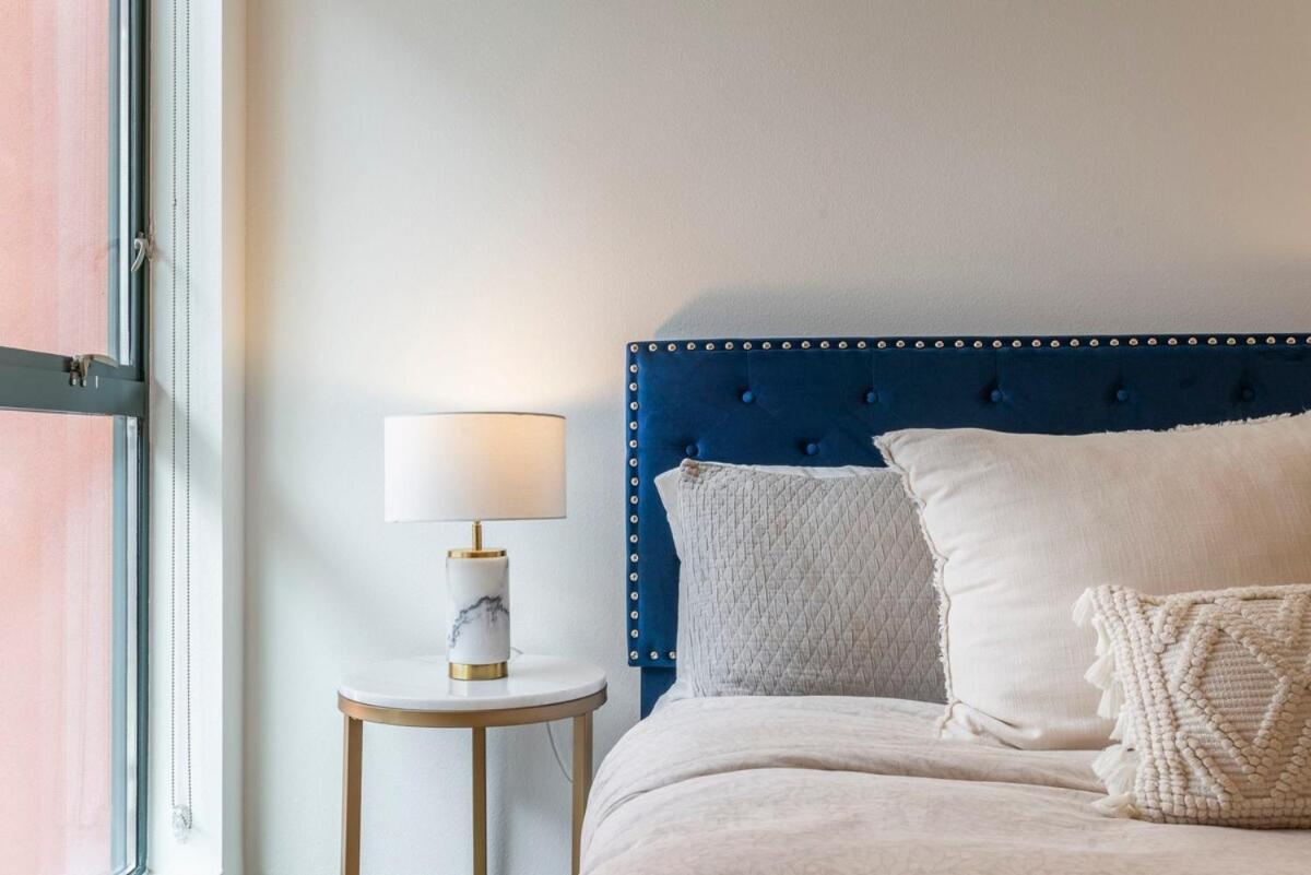2Br Hollywood Luxurious Condo Los Angeles Bagian luar foto